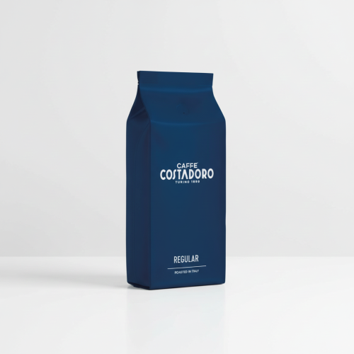 Kawa-ziarnista-Costadoro-Regular-1kg-ziarno-edited_3.png